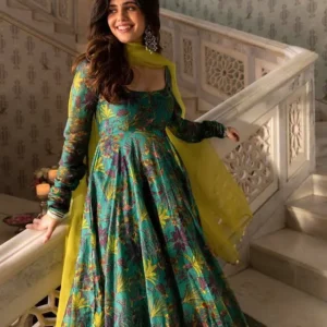 Aachho Vairea Printed Round Neck Suit Set